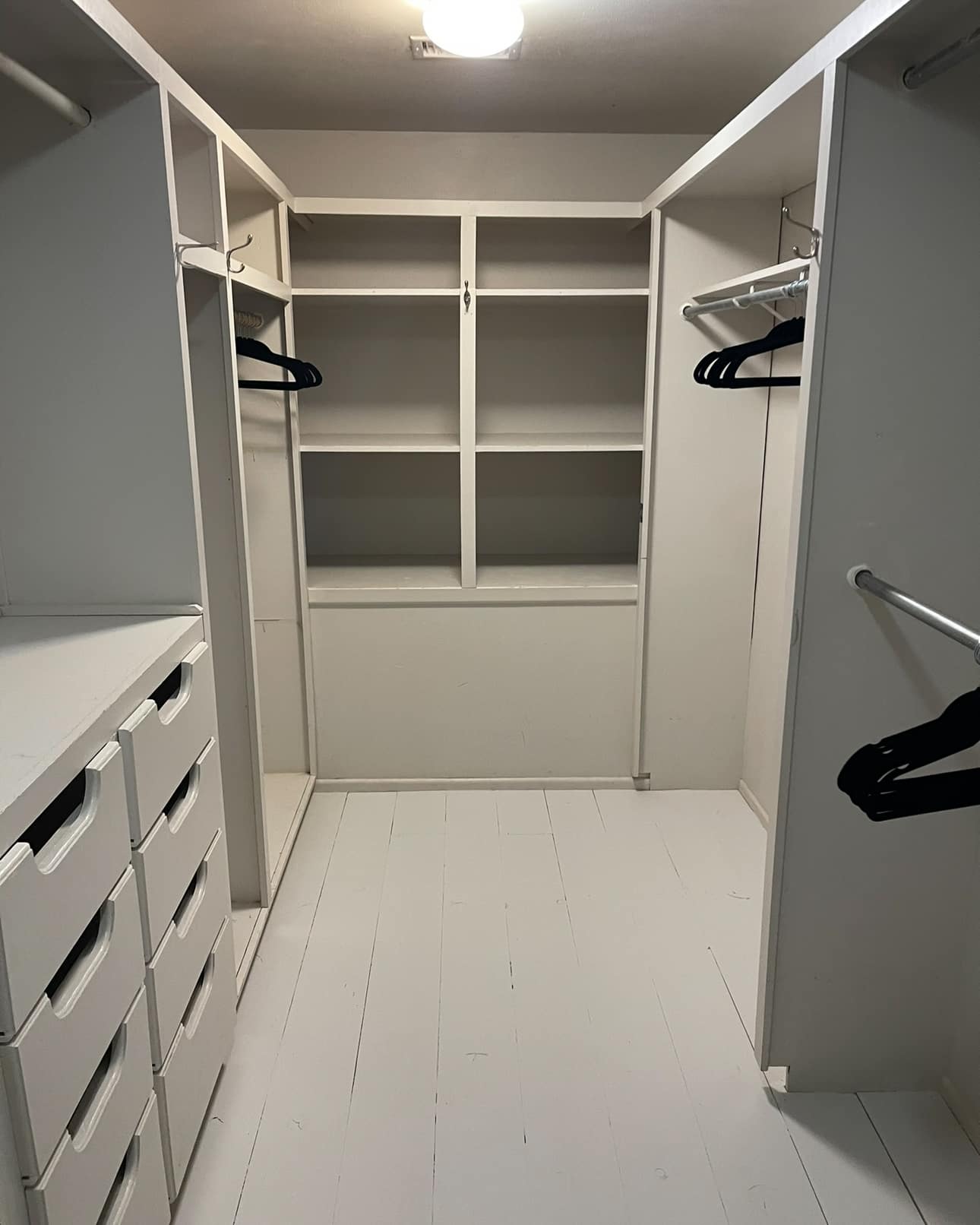 Nova Alcohol and Drug Rehab Austin | Walk-in closet